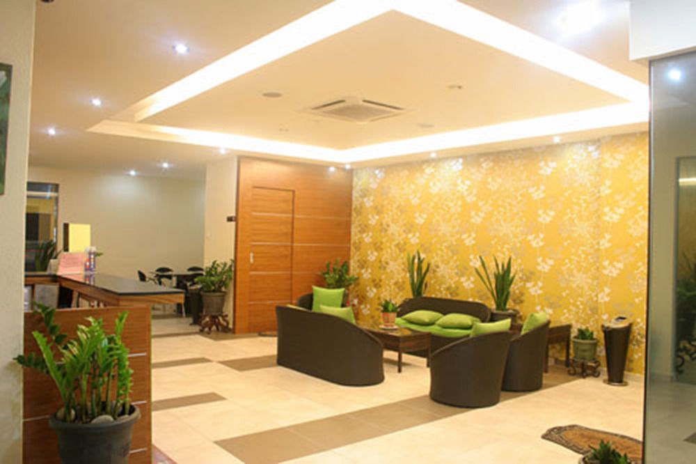 โรงแรมศรีอินดาร์ บูกิต เมอร์ตาจัม ภายนอก รูปภาพ